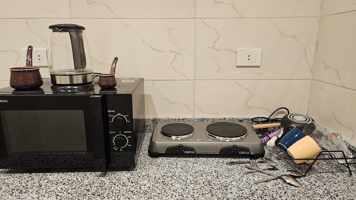 B601 · 1BR Apartment in Downtown Cairo Qasr El Nil B601 — Kitchenette, photo 2