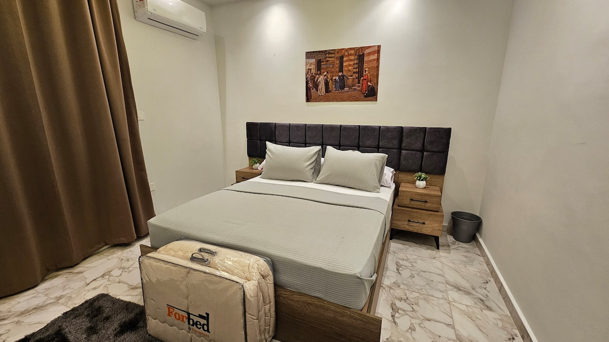 B601 · 1BR Apartment in Downtown Cairo Qasr El Nil B601 — Living Room, photo 16