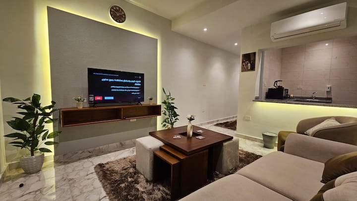 1BR Apartment in Downtown Cairo Qasr El Nil B601