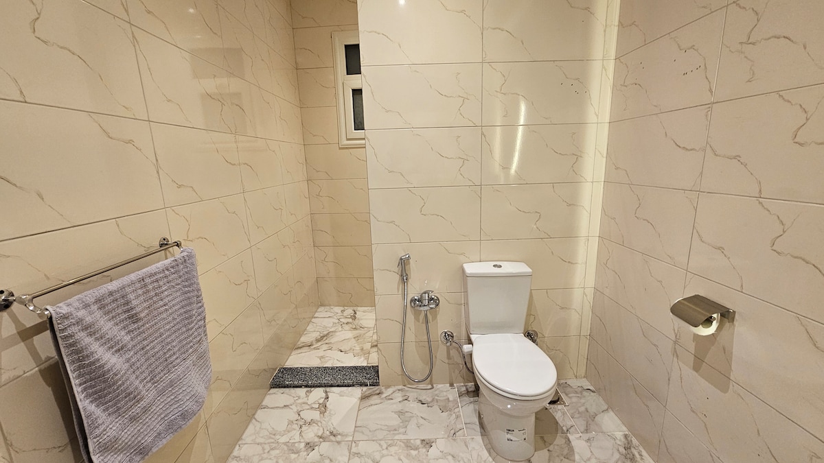 G204 · 2BR Apartment near Tahrir Square Cairo G204 — Bathroom, photo 3