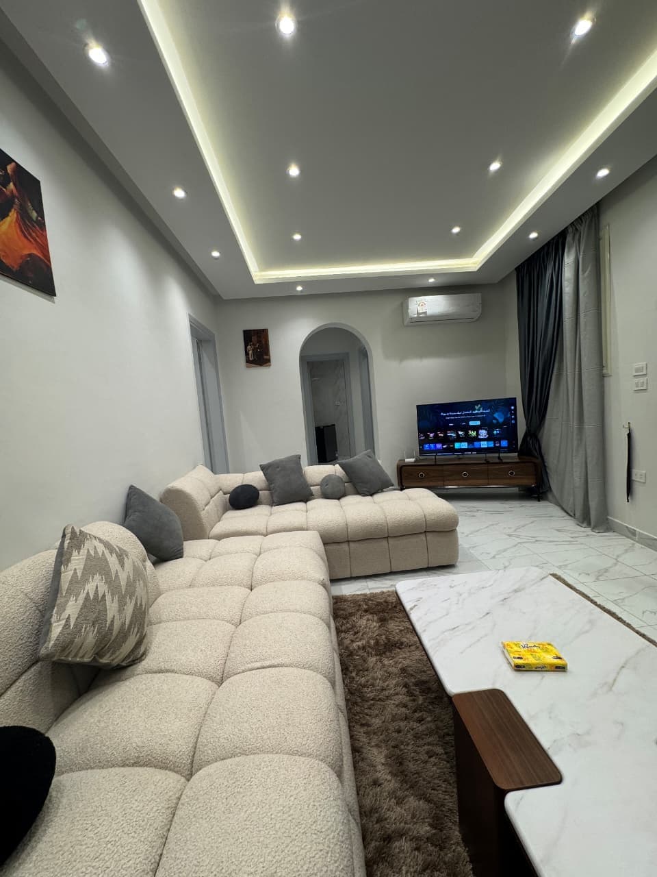 G304 · 2BR Apartment in Downtown Cairo Qasr El Nil G304 — Living Room, photo 2