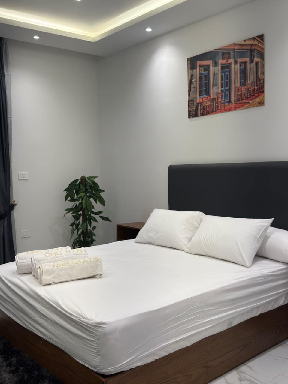 G304 · 2BR Apartment in Downtown Cairo Qasr El Nil G304 — Twin Bedroom, photo 3