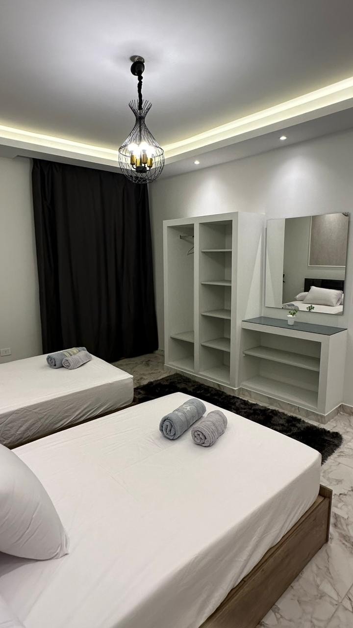 G504 · 2BR Apartment in Downtown Cairo Qasr El Nil G504 — Second Bedroom, photo 1