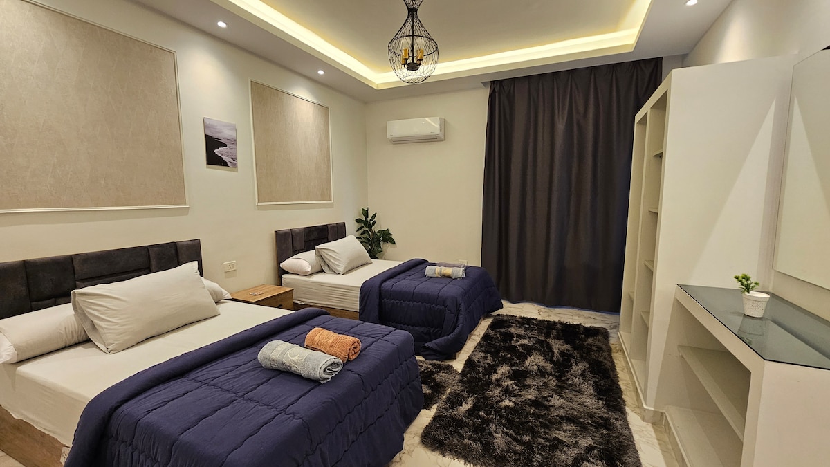 G504 · 2BR Apartment in Downtown Cairo Qasr El Nil G504 — Second Bedroom, photo 3